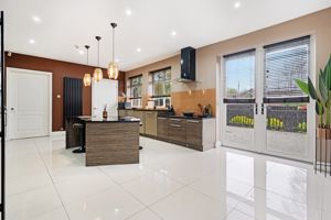 Photo 17- click for photo gallery